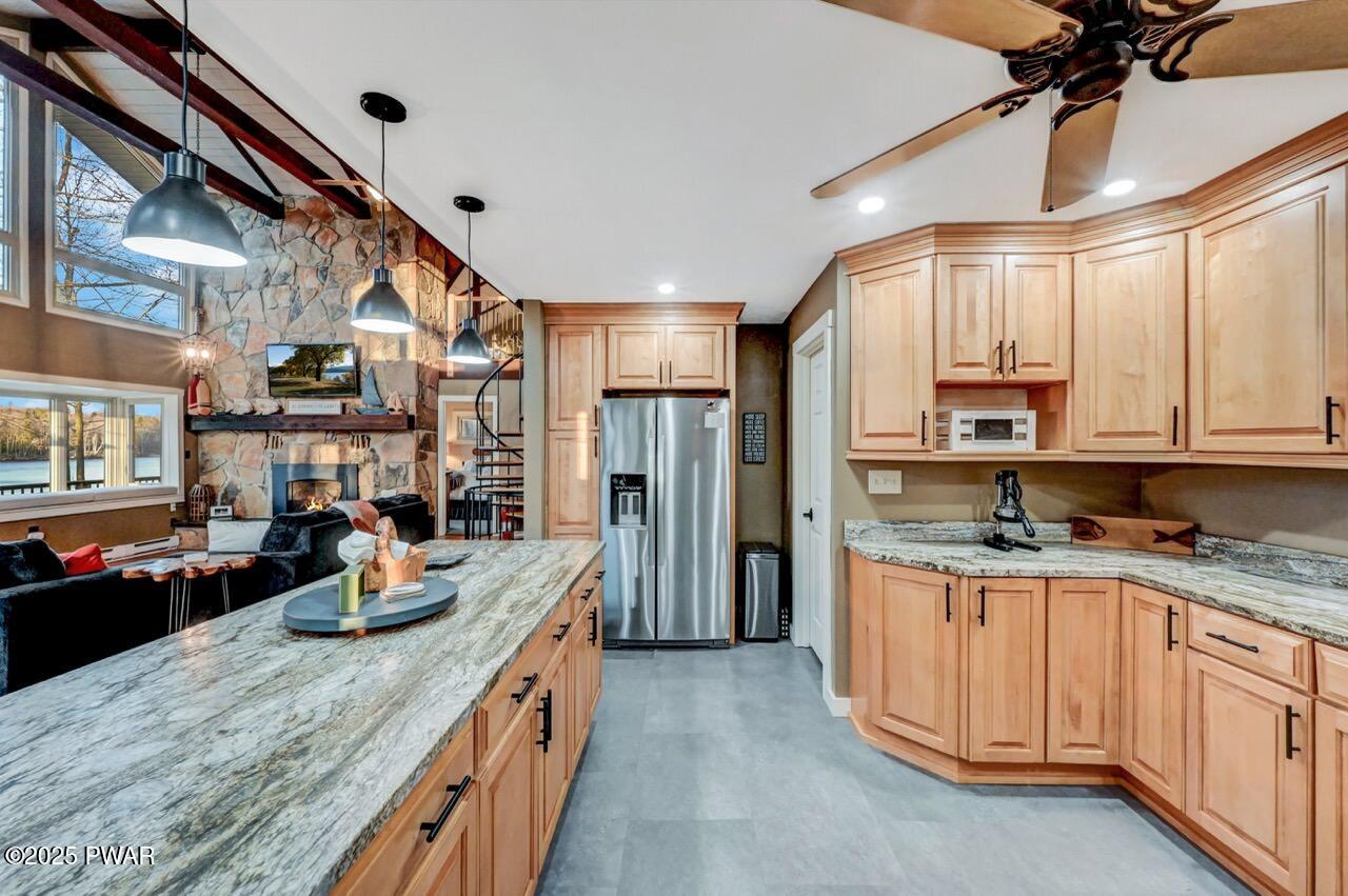 Lake Ariel, Pennsylvania, 18436, United States, 4 Bedrooms Bedrooms, ,3 BathroomsBathrooms,Residential,Active,2010911