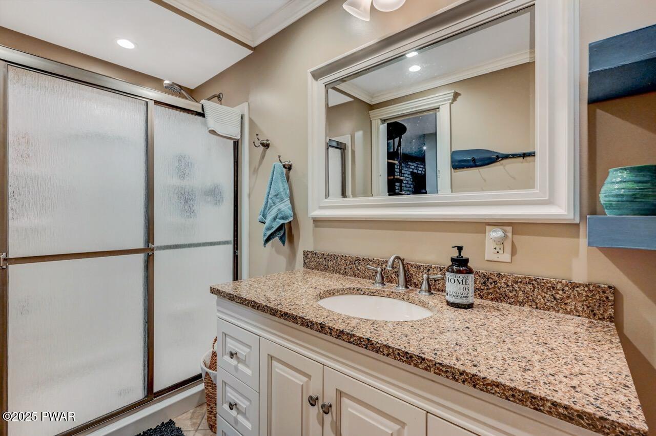 Lake Ariel, Pennsylvania, 18436, United States, 4 Bedrooms Bedrooms, ,3 BathroomsBathrooms,Residential,Active,2010911