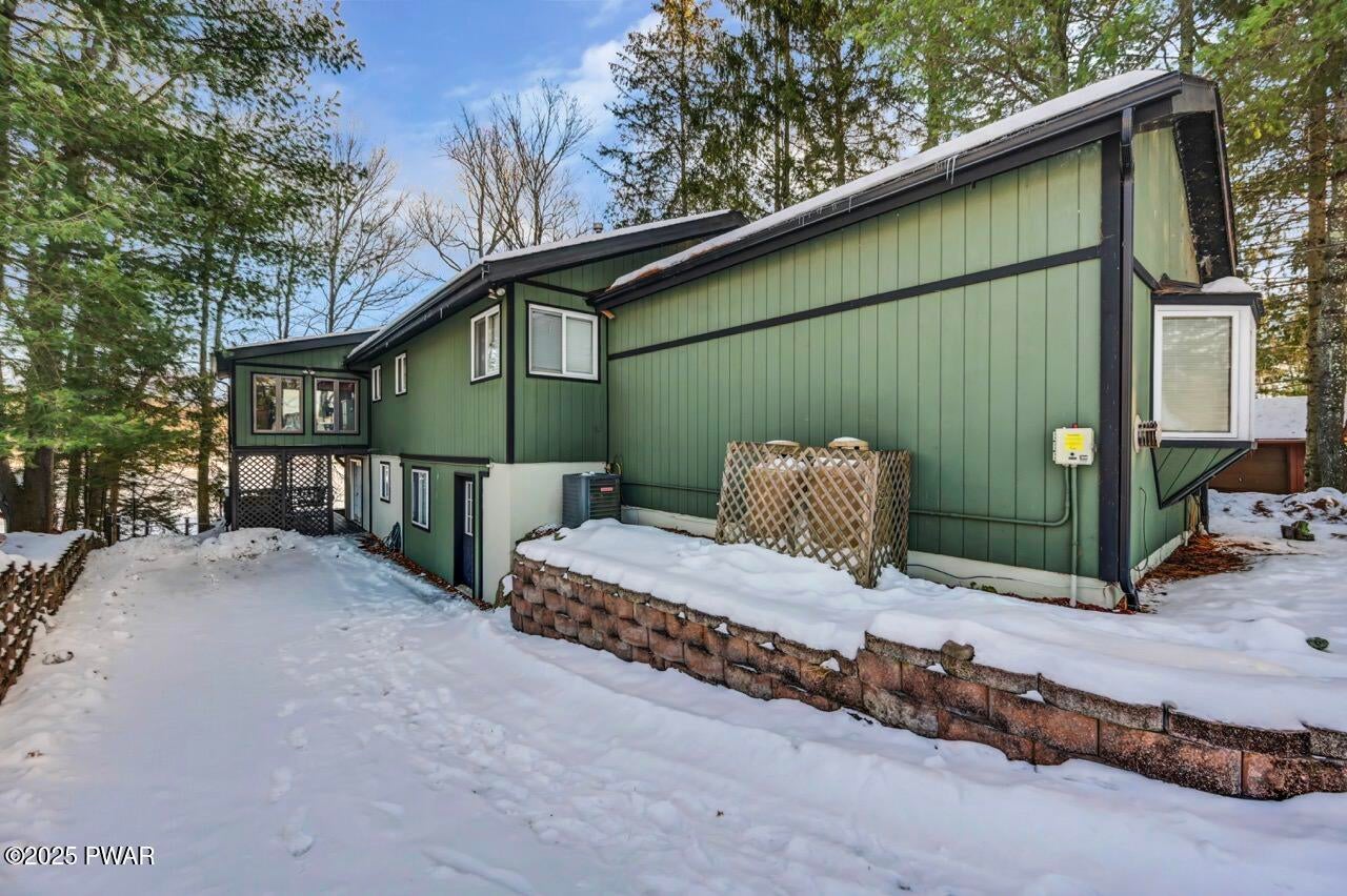 Lake Ariel, Pennsylvania, 18436, United States, 5 Bedrooms Bedrooms, ,2 BathroomsBathrooms,Residential,Active,2006806