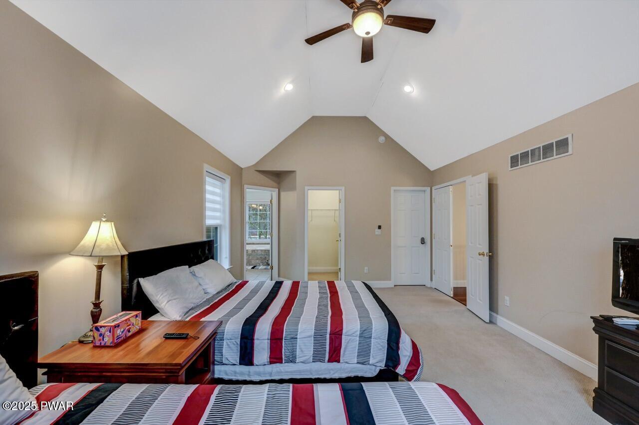 Lackawaxen, Pennsylvania, 18435, United States, ,4 BathroomsBathrooms,Residential,Active,1753948