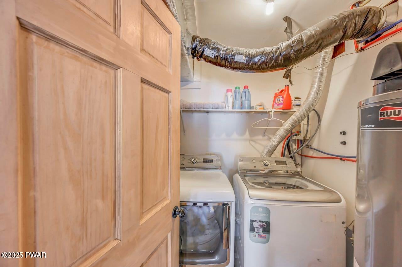 Lake Ariel, Pennsylvania, 18436, United States, 5 Bedrooms Bedrooms, ,2 BathroomsBathrooms,Residential,Active,2006806