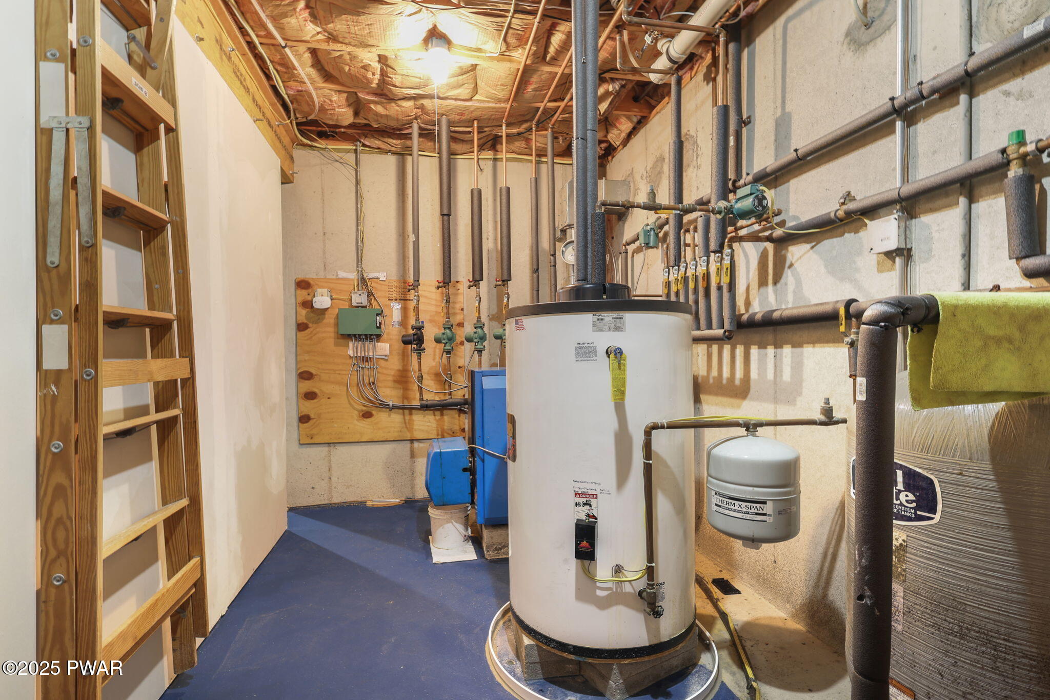 Lake Ariel, Pennsylvania, 18436, United States, 4 Bedrooms Bedrooms, ,4 BathroomsBathrooms,Residential,Active,1877861