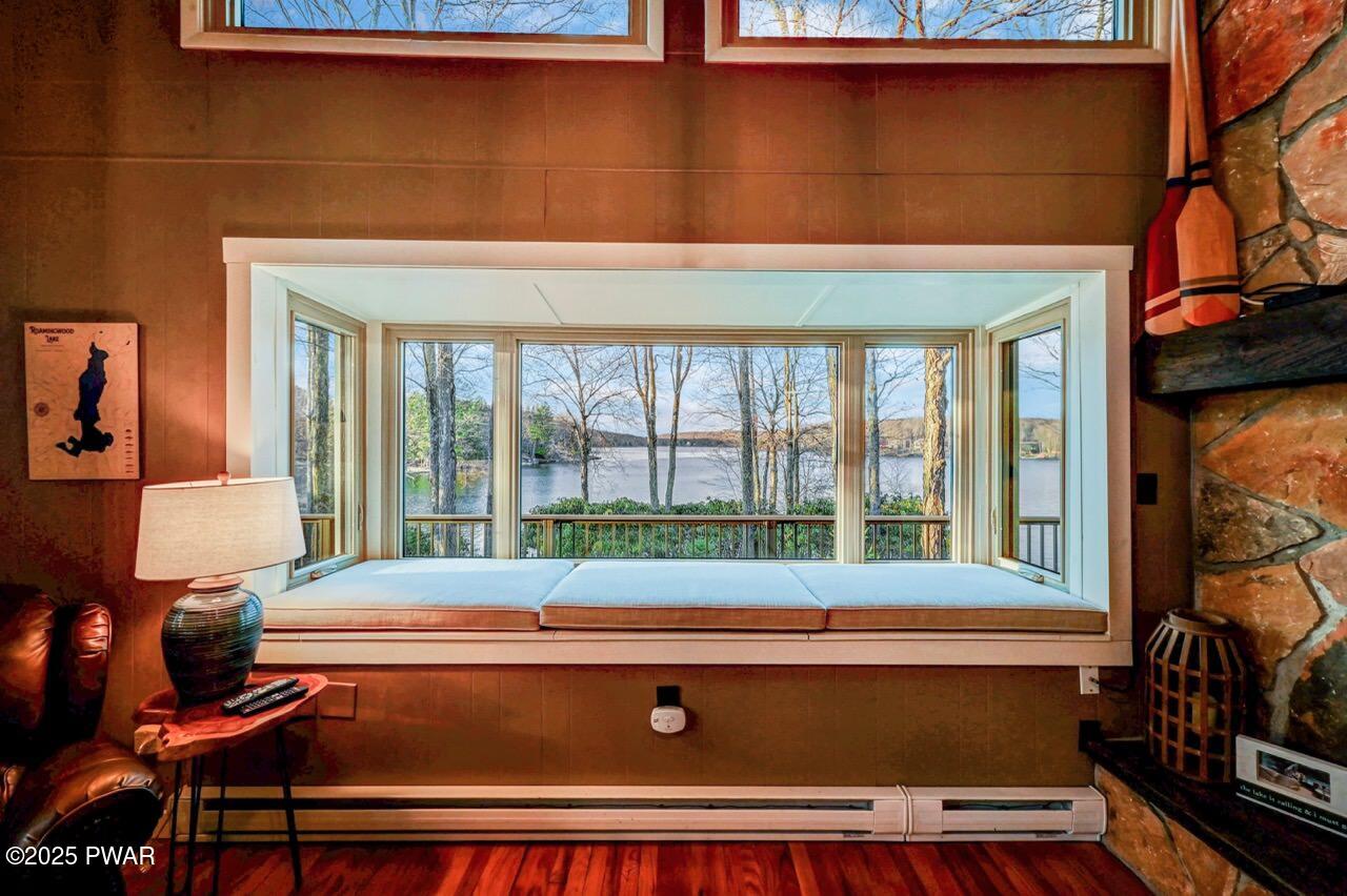 Lake Ariel, Pennsylvania, 18436, United States, 4 Bedrooms Bedrooms, ,3 BathroomsBathrooms,Residential,Active,2010911