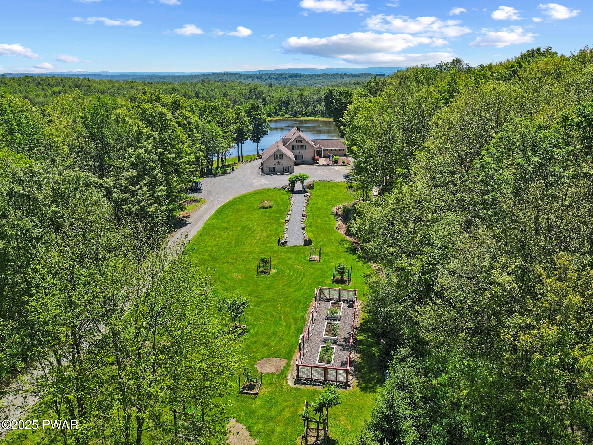 Lake Ariel, Pennsylvania, 18436, United States, 4 Bedrooms Bedrooms, ,4 BathroomsBathrooms,Residential,Active,1877861