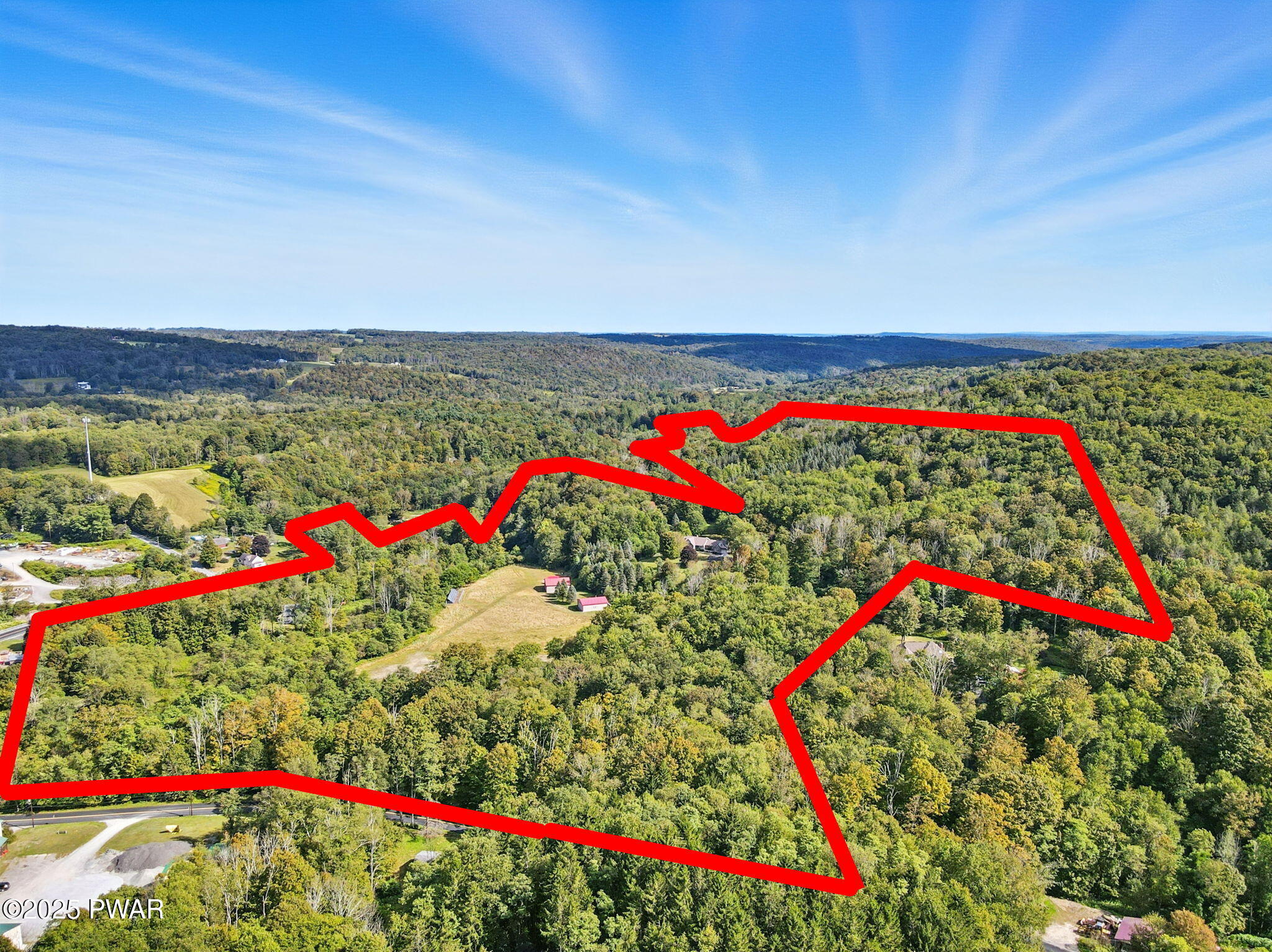 Forest City, Pennsylvania, 18421, United States, 6 Bedrooms Bedrooms, ,4 BathroomsBathrooms,Residential,Pending,1994968