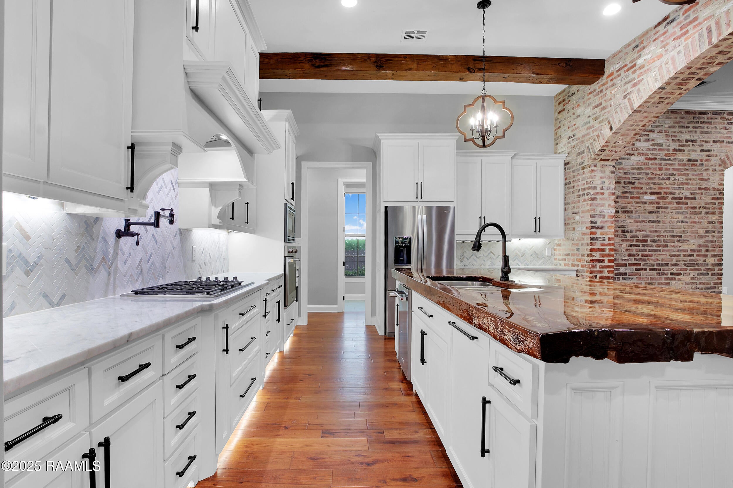 Broussard, Louisiana, 70518, United States, 4 Bedrooms Bedrooms, ,4 BathroomsBathrooms,Residential,Active,1936420