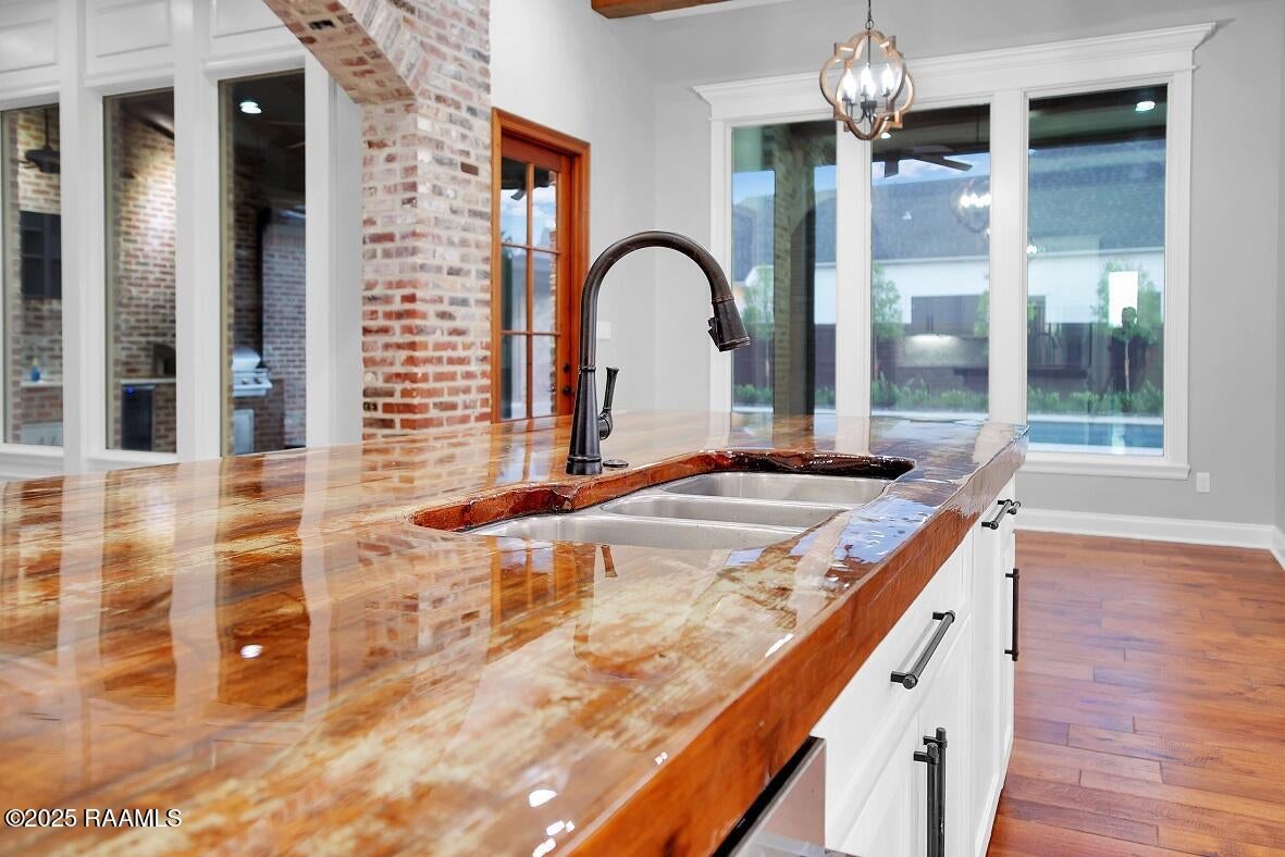 Broussard, Louisiana, 70518, United States, 4 Bedrooms Bedrooms, ,4 BathroomsBathrooms,Residential,Active,1936420