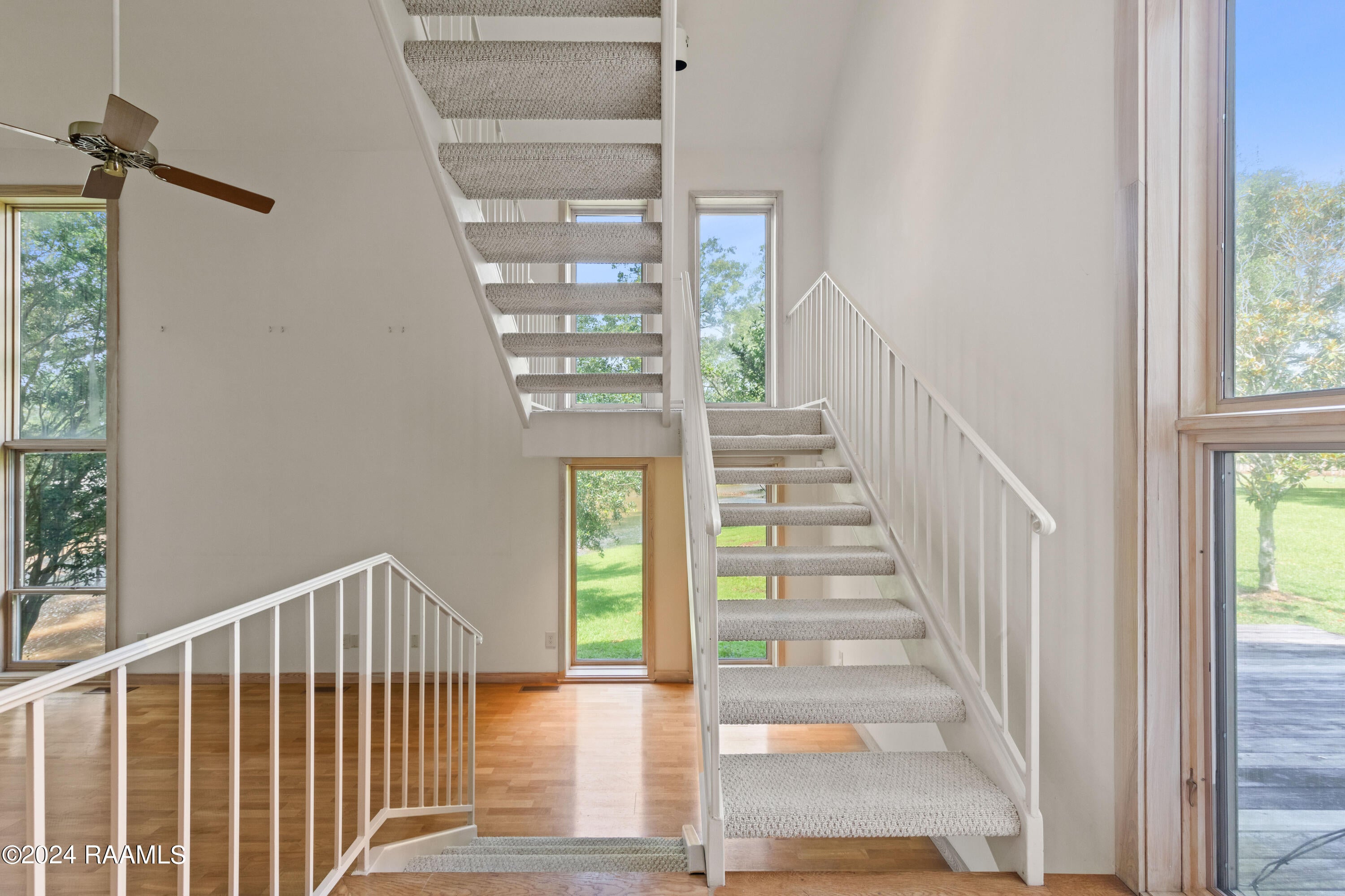 Breaux Bridge, Louisiana, 70517, United States, 4 Bedrooms Bedrooms, ,4 BathroomsBathrooms,Residential,Active,1922348