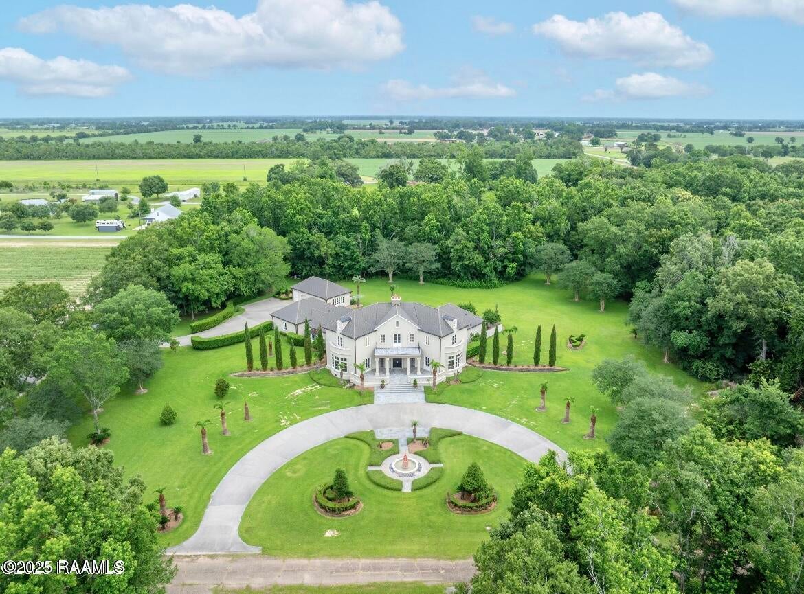 Abbeville, Louisiana, 70510, United States, 5 Bedrooms Bedrooms, ,5 BathroomsBathrooms,Residential,Active,1832294
