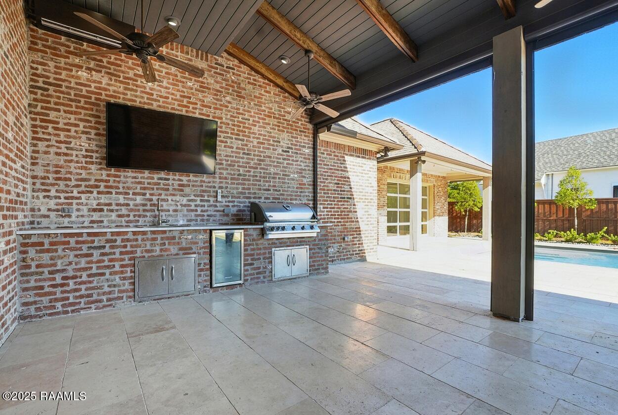 Broussard, Louisiana, 70518, United States, 4 Bedrooms Bedrooms, ,4 BathroomsBathrooms,Residential,Active,1936420