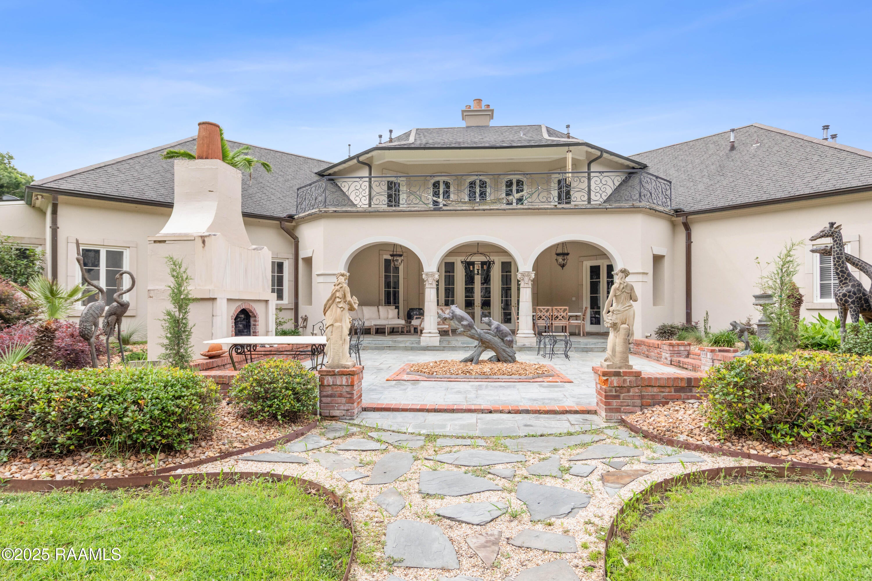 Abbeville, Louisiana, 70510, United States, 5 Bedrooms Bedrooms, ,5 BathroomsBathrooms,Residential,Active,1832294
