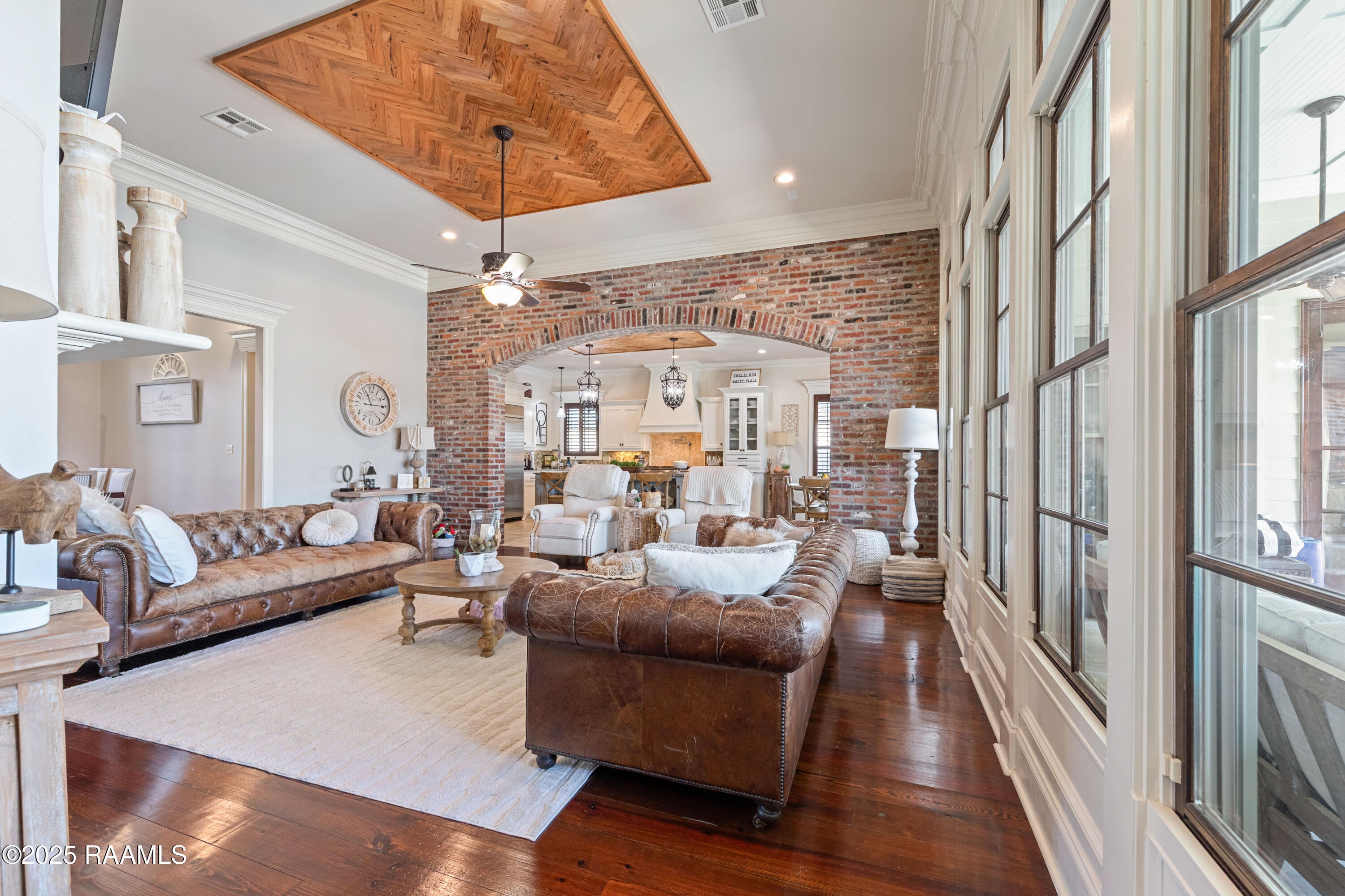 Breaux Bridge, Louisiana, 70517, United States, 4 Bedrooms Bedrooms, ,5 BathroomsBathrooms,Residential,Active,1985864