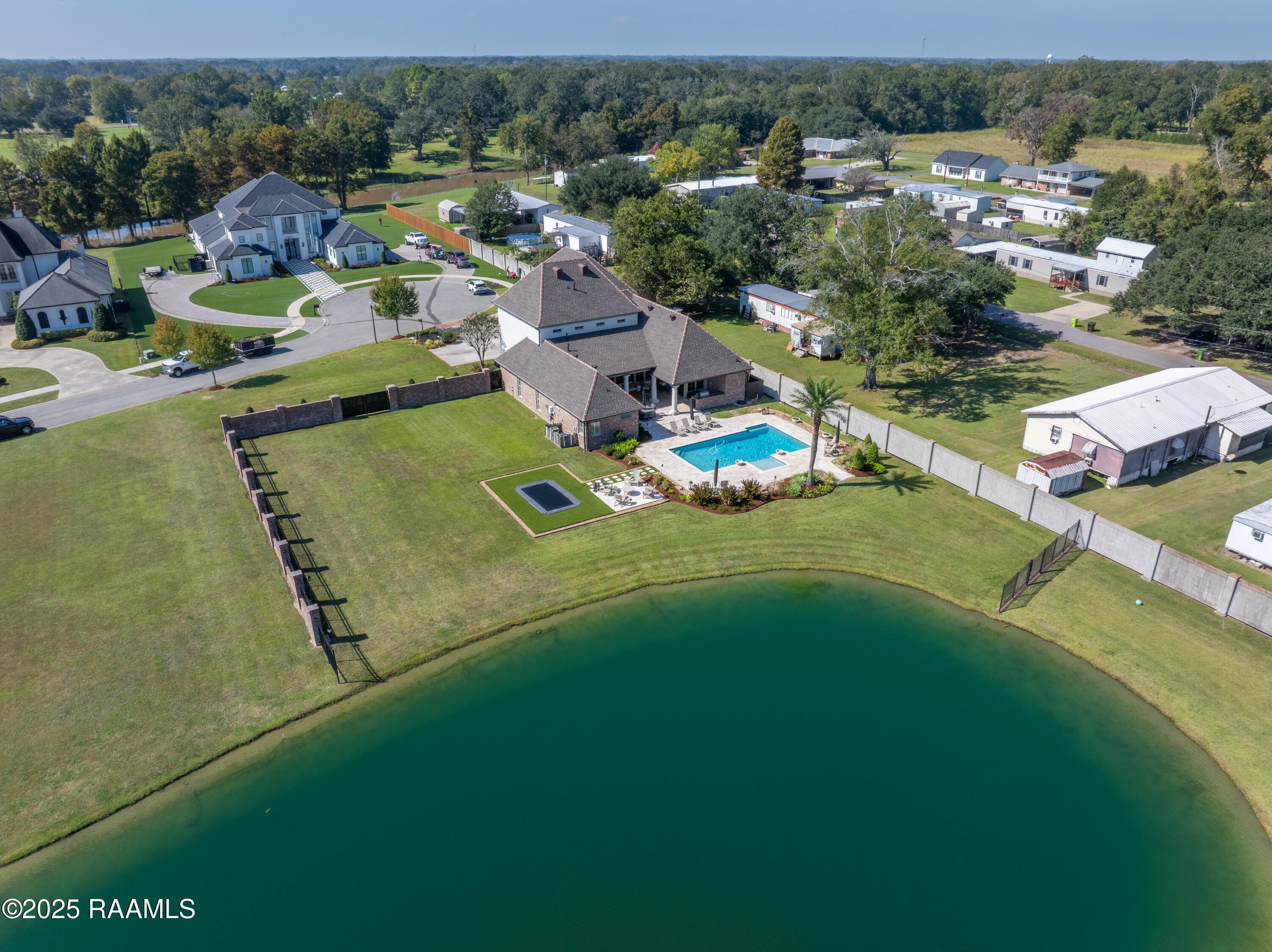 Breaux Bridge, Louisiana, 70517, United States, 4 Bedrooms Bedrooms, ,5 BathroomsBathrooms,Residential,Active,1985864