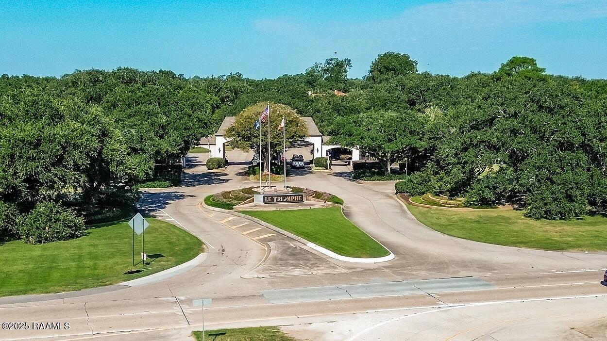 Broussard, Louisiana, 70518, United States, 4 Bedrooms Bedrooms, ,4 BathroomsBathrooms,Residential,Active,1936420