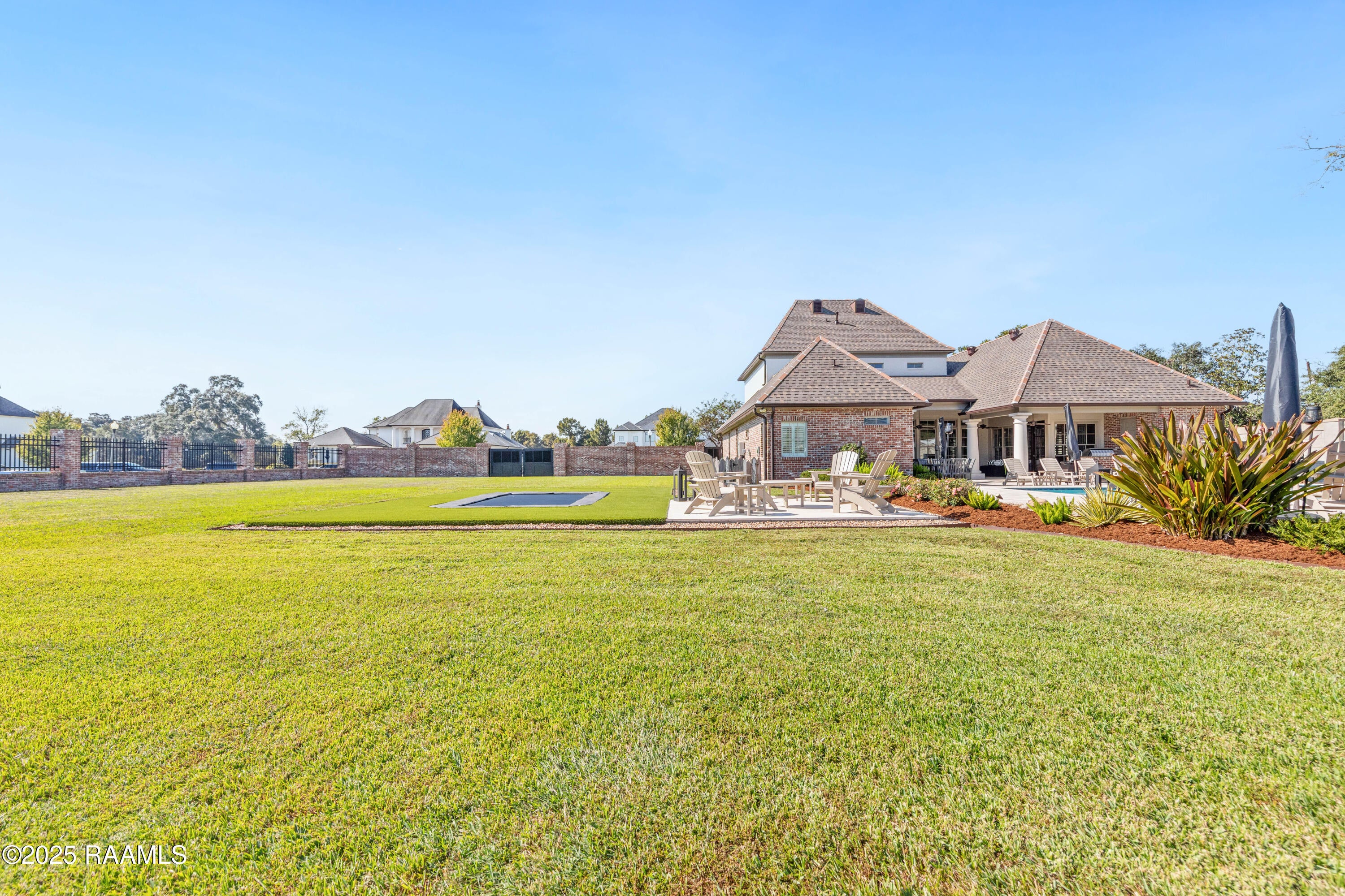 Breaux Bridge, Louisiana, 70517, United States, 4 Bedrooms Bedrooms, ,5 BathroomsBathrooms,Residential,Active,1985864