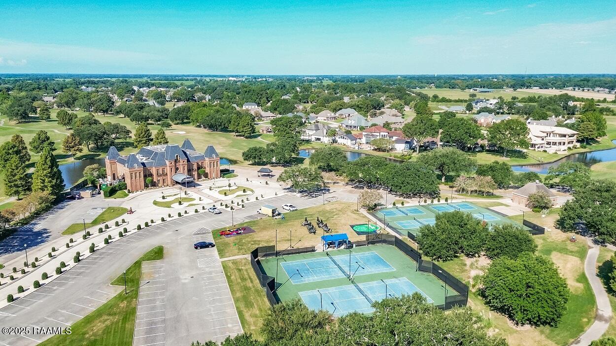 Broussard, Louisiana, 70518, United States, 4 Bedrooms Bedrooms, ,4 BathroomsBathrooms,Residential,Active,1936420
