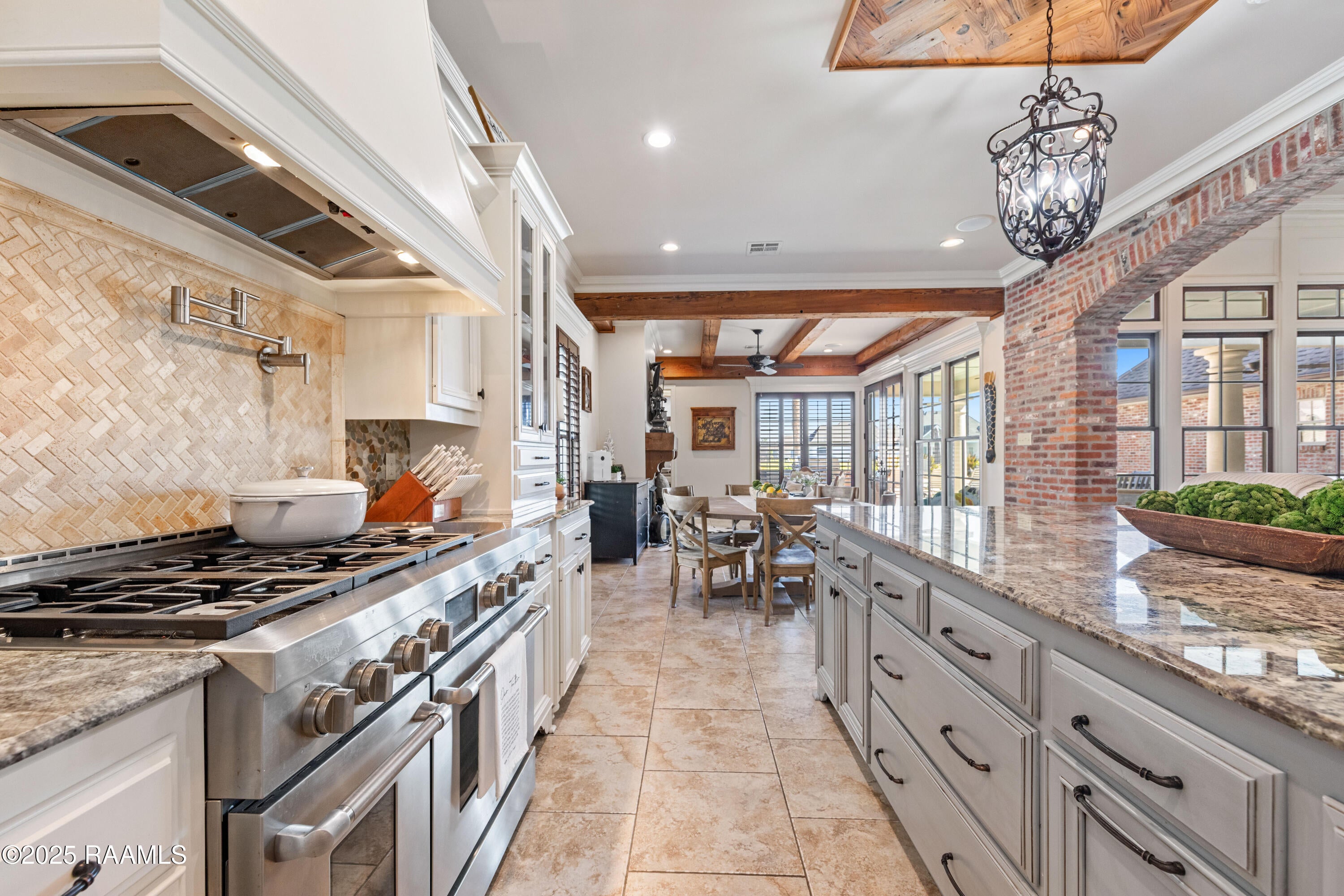 Breaux Bridge, Louisiana, 70517, United States, 4 Bedrooms Bedrooms, ,5 BathroomsBathrooms,Residential,Active,1985864