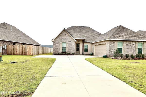 8740 WINDLAKE DR, DENHAM SPRINGS, LA 70726 - Image 1