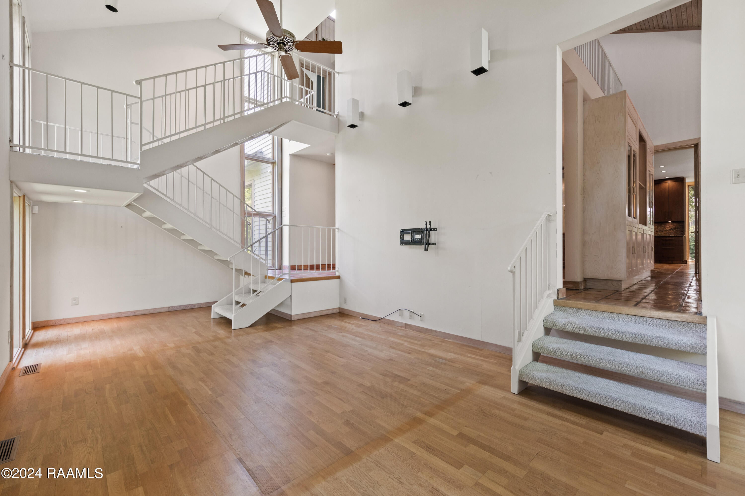 Breaux Bridge, Louisiana, 70517, United States, 4 Bedrooms Bedrooms, ,4 BathroomsBathrooms,Residential,Active,1922348