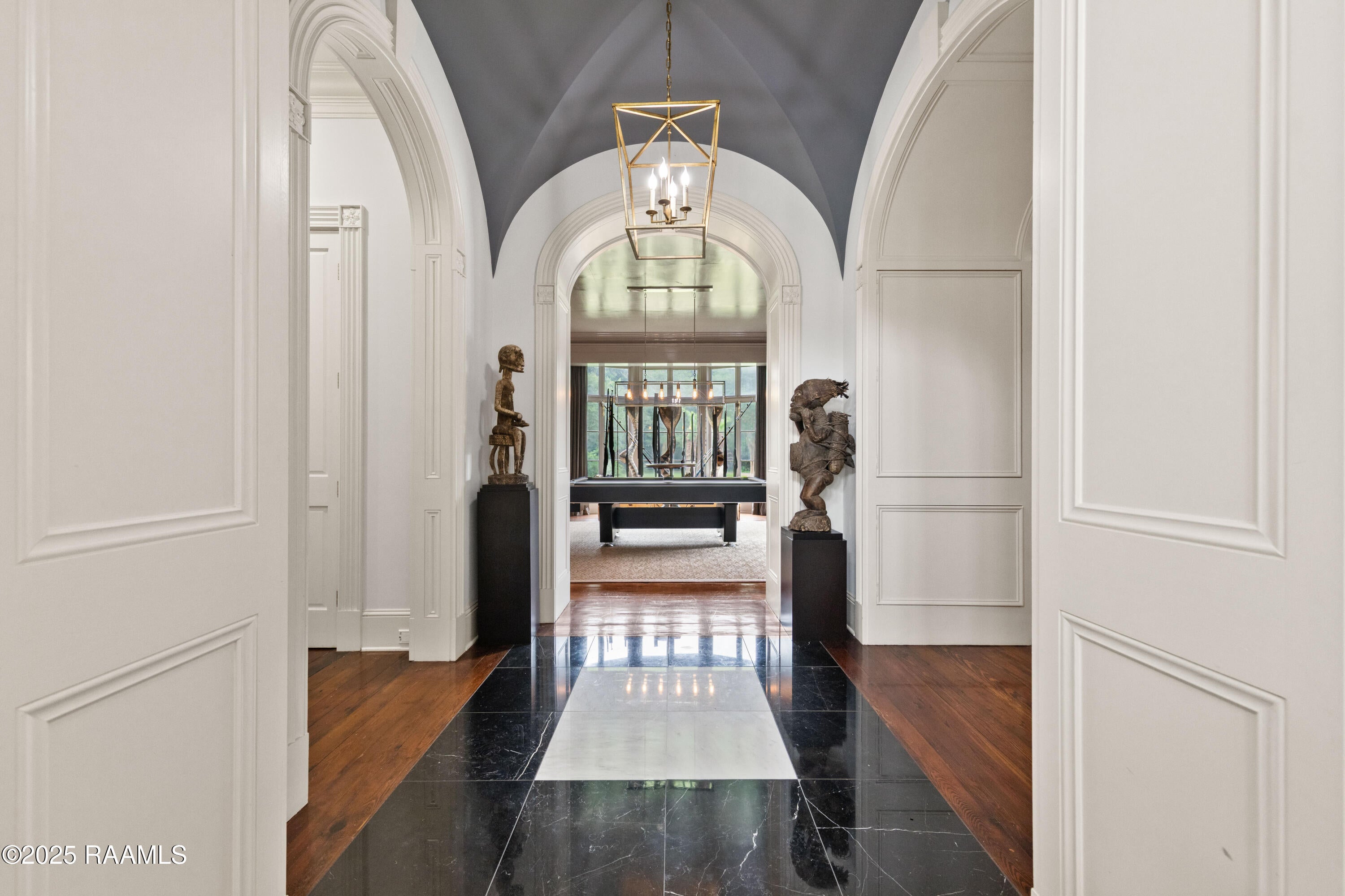Abbeville, Louisiana, 70510, United States, 5 Bedrooms Bedrooms, ,5 BathroomsBathrooms,Residential,Active,1832294