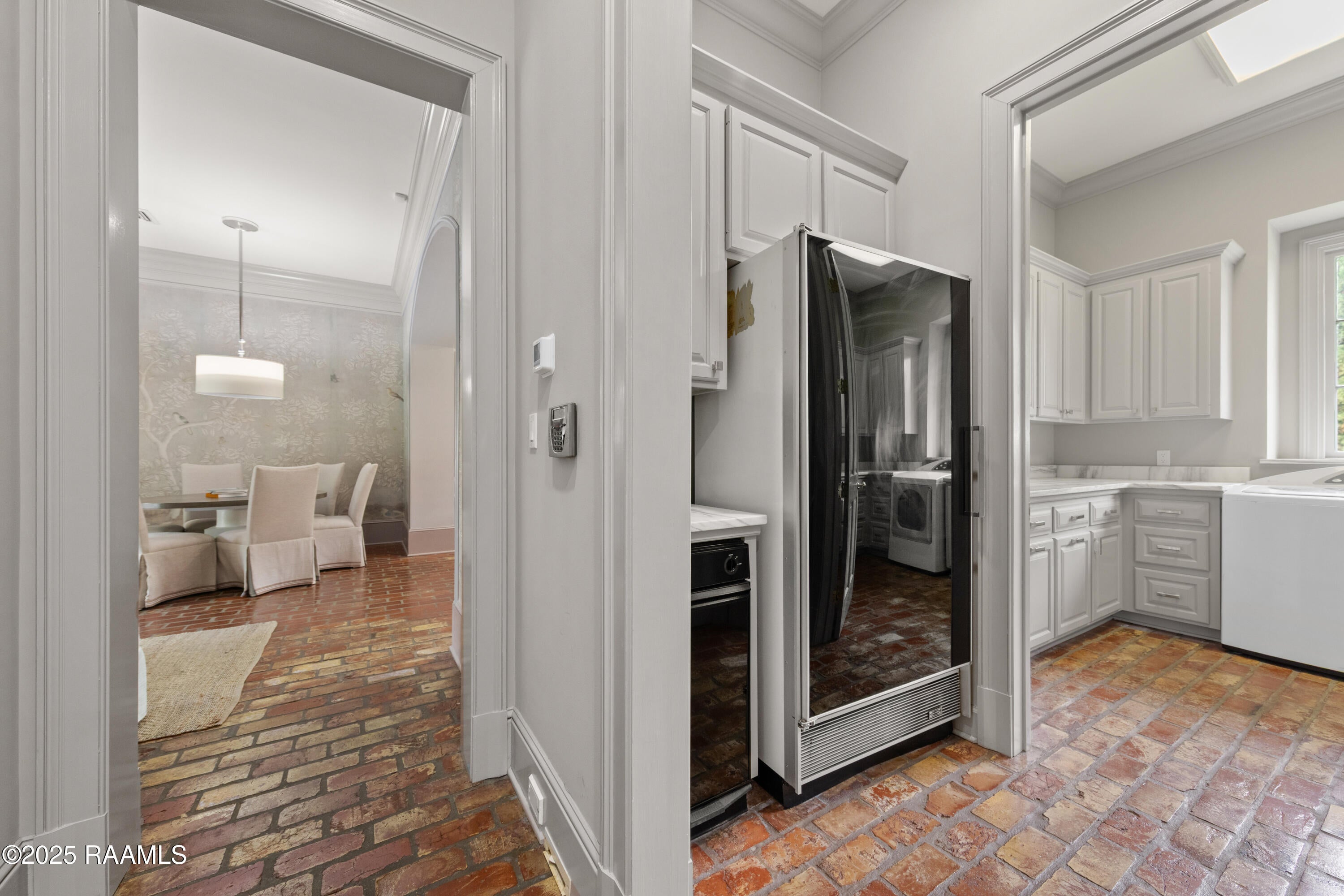 Abbeville, Louisiana, 70510, United States, 5 Bedrooms Bedrooms, ,5 BathroomsBathrooms,Residential,Active,1832294