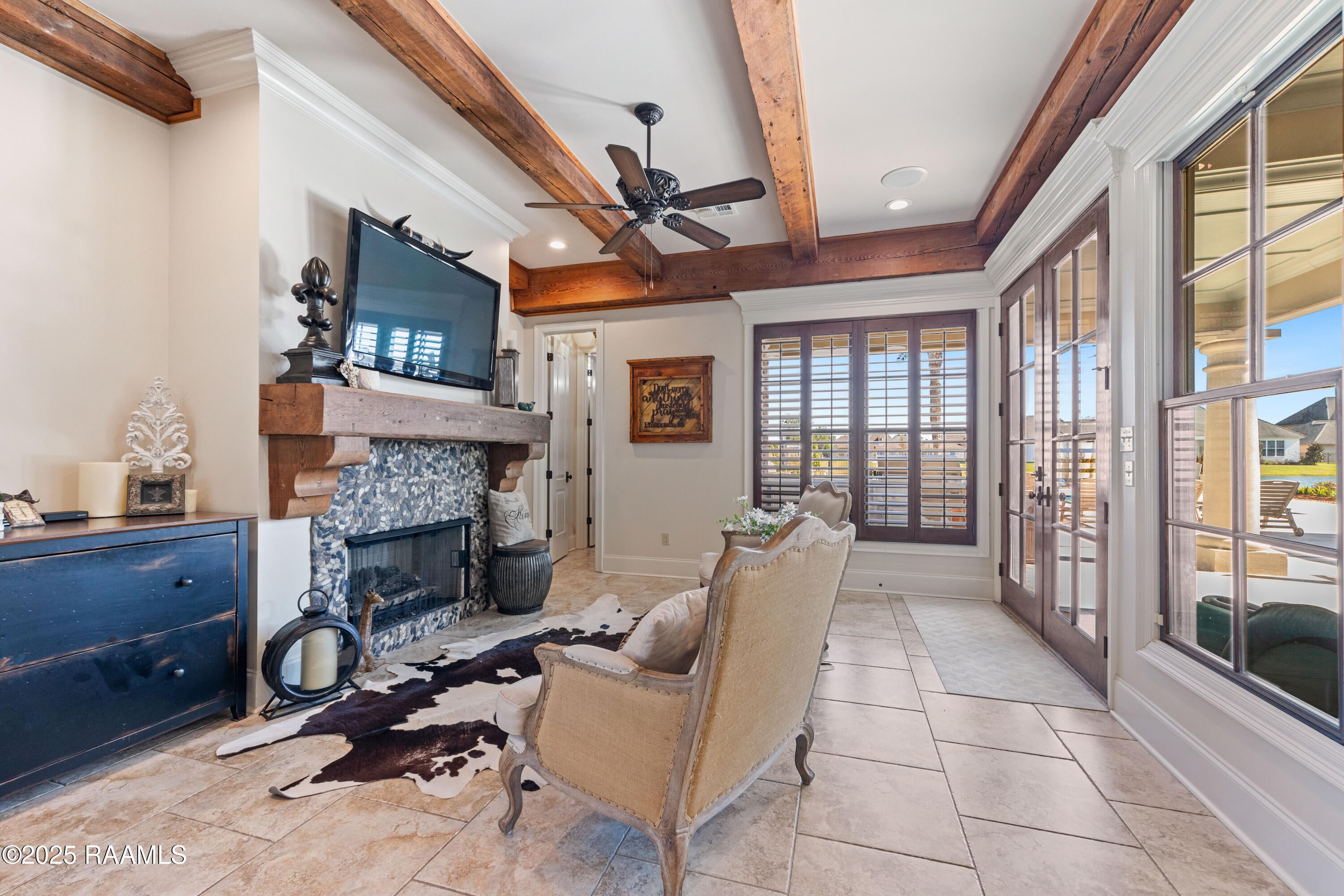 Breaux Bridge, Louisiana, 70517, United States, 4 Bedrooms Bedrooms, ,5 BathroomsBathrooms,Residential,Active,1985864