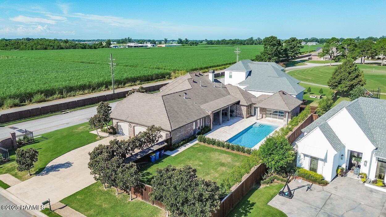 Broussard, Louisiana, 70518, United States, 4 Bedrooms Bedrooms, ,4 BathroomsBathrooms,Residential,Active,1936420