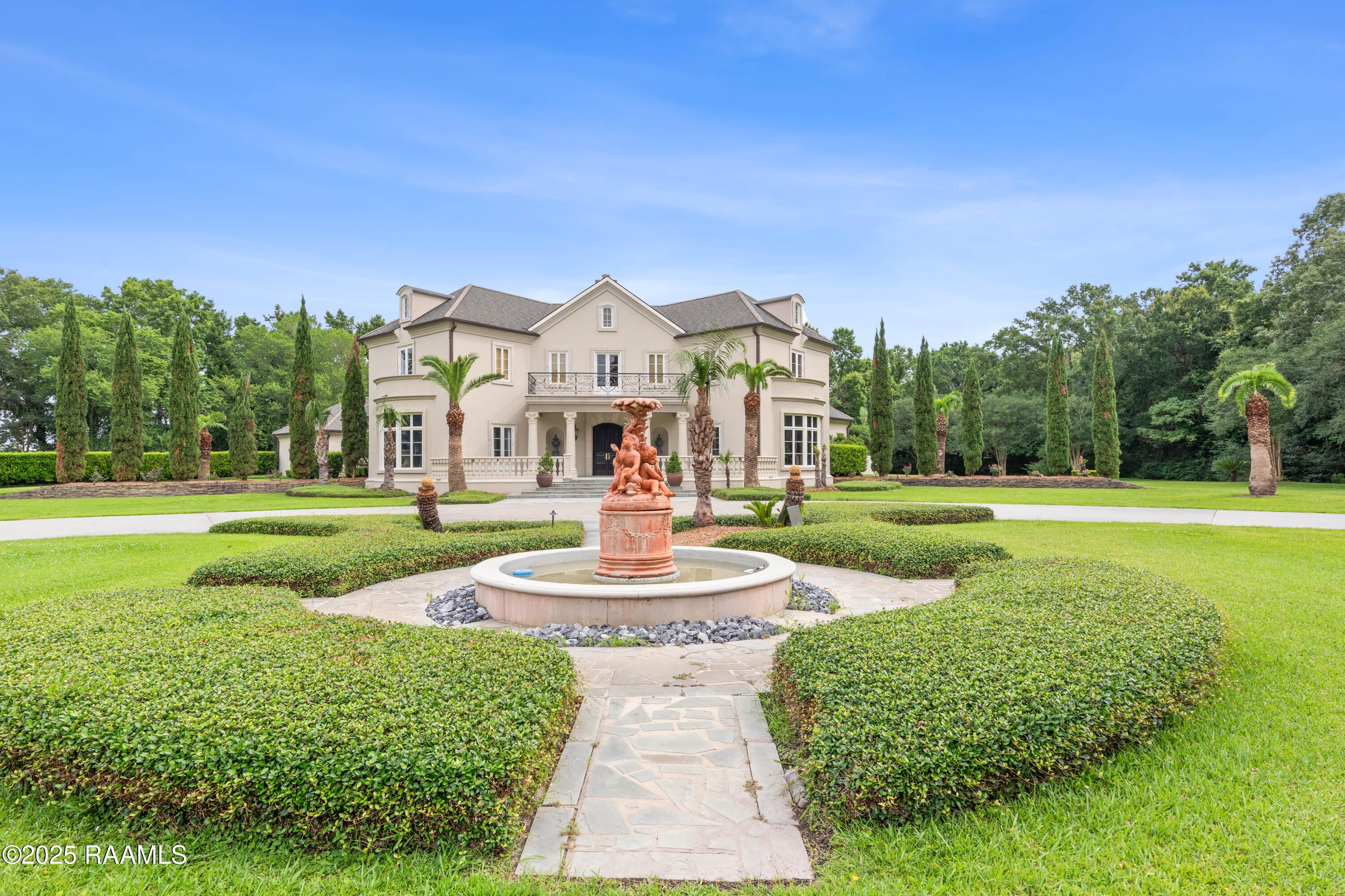 Abbeville, Louisiana, 70510, United States, 5 Bedrooms Bedrooms, ,5 BathroomsBathrooms,Residential,Active,1832294
