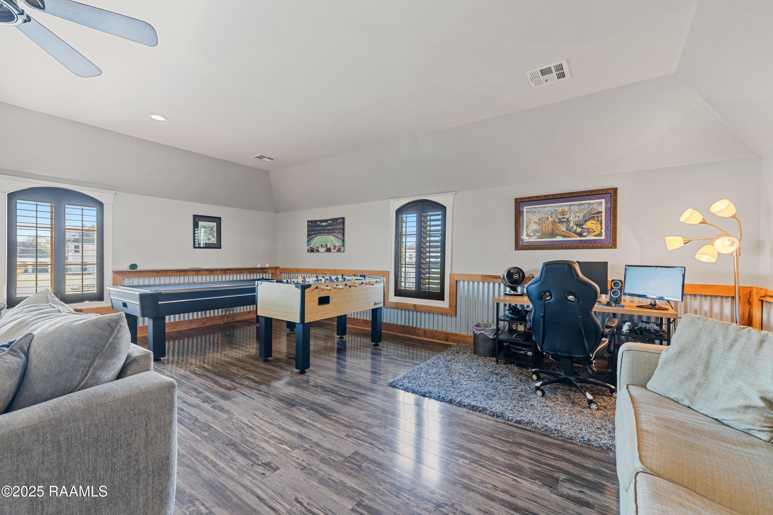 Breaux Bridge, Louisiana, 70517, United States, 4 Bedrooms Bedrooms, ,5 BathroomsBathrooms,Residential,Active,1985864