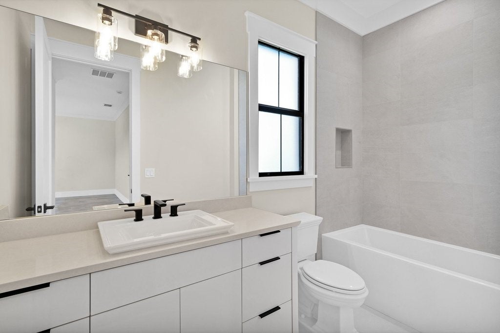 Vero Beach, Florida, 32963, United States, 4 Bedrooms Bedrooms, ,5 BathroomsBathrooms,Residential,Active,1905341