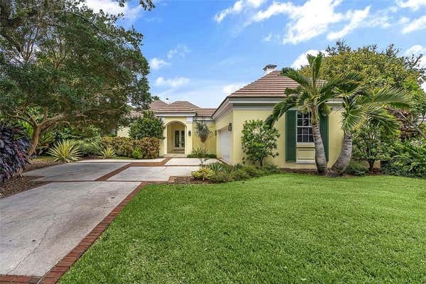 201 SUNDIAL CT, VERO BEACH, FL 32963 - Image 1