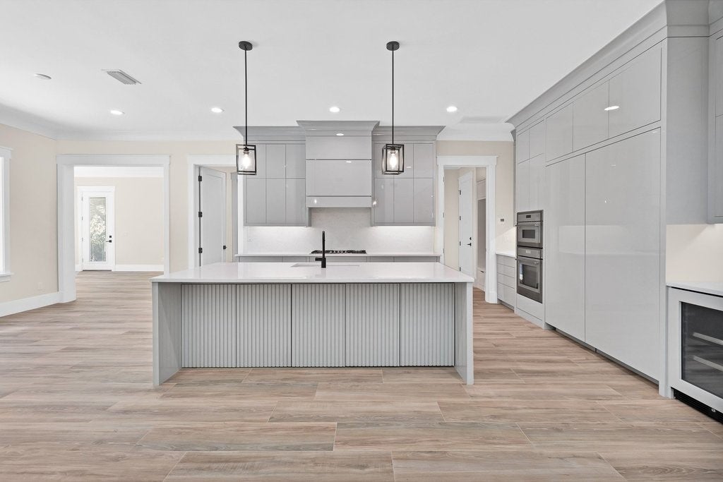 Vero Beach, Florida, 32963, United States, 4 Bedrooms Bedrooms, ,5 BathroomsBathrooms,Residential,Active,1905341