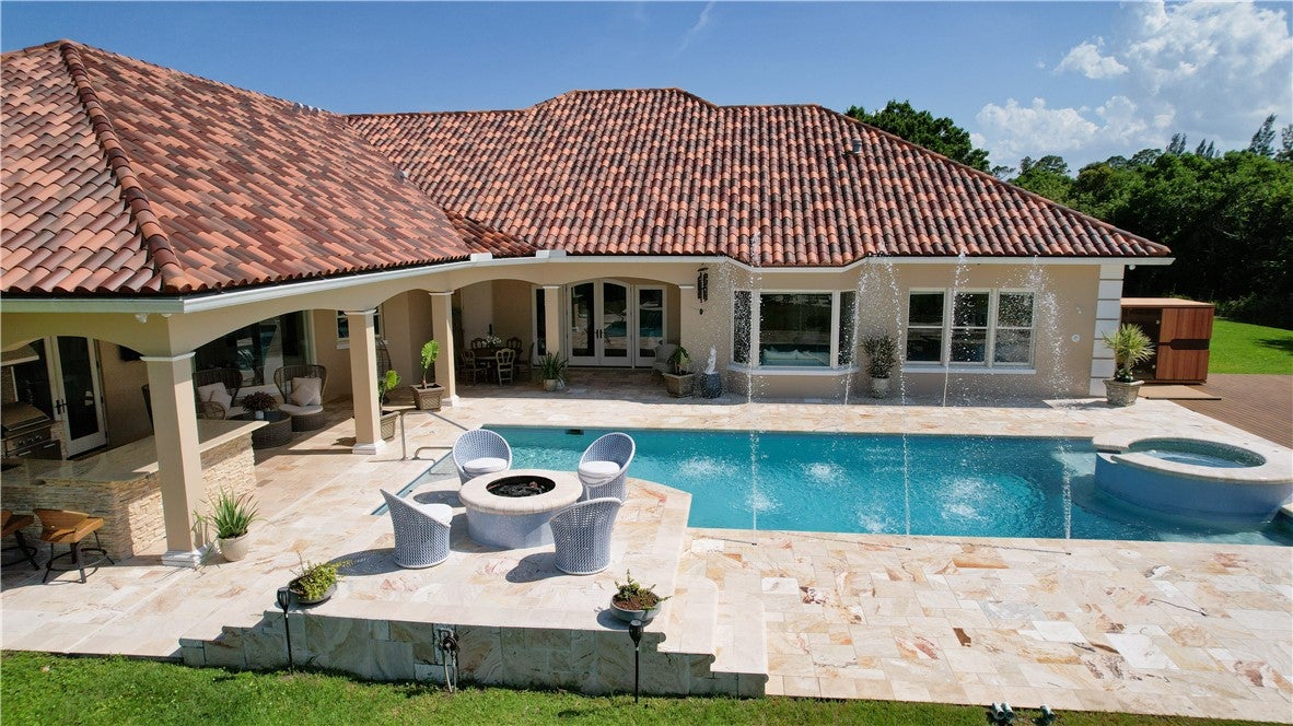 Vero Beach, Florida, 32967, United States, 4 Bedrooms Bedrooms, ,5 BathroomsBathrooms,Residential,Active,1909095