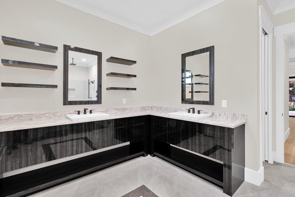 Vero Beach, Florida, 32963, United States, 4 Bedrooms Bedrooms, ,5 BathroomsBathrooms,Residential,Active,1905341