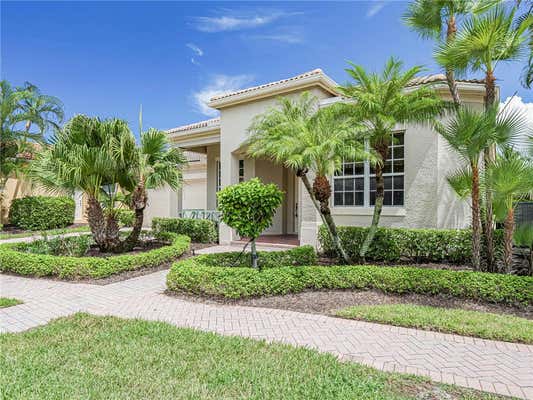 9600 W MAIDEN CT, VERO BEACH, FL 32963 - Image 1