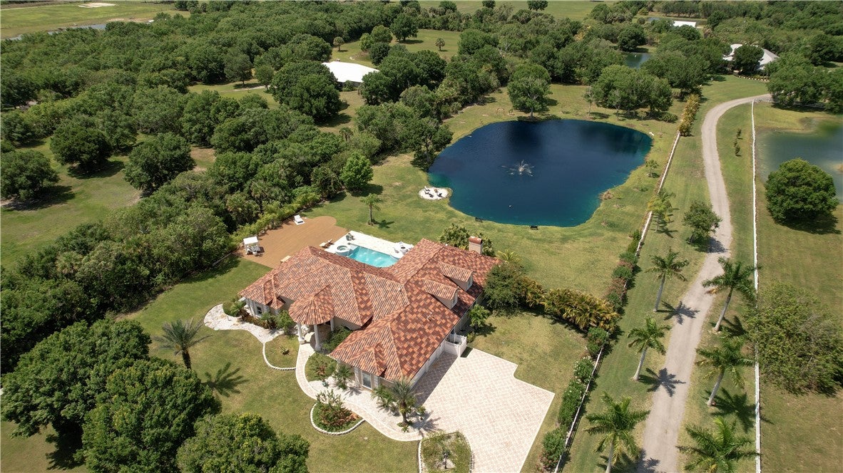 Vero Beach, Florida, 32967, United States, 4 Bedrooms Bedrooms, ,5 BathroomsBathrooms,Residential,Active,1909095