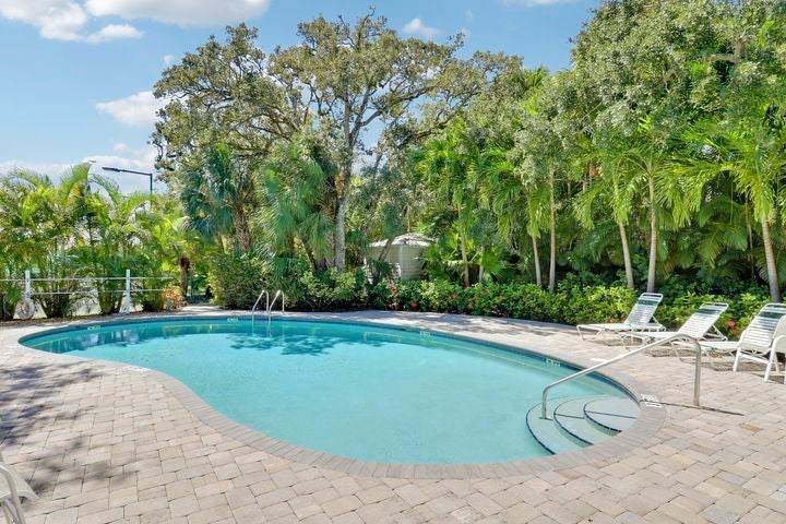 Indian River Shores, Florida, 32963, United States, 4 Bedrooms Bedrooms, ,6 BathroomsBathrooms,Residential,Active,1952455