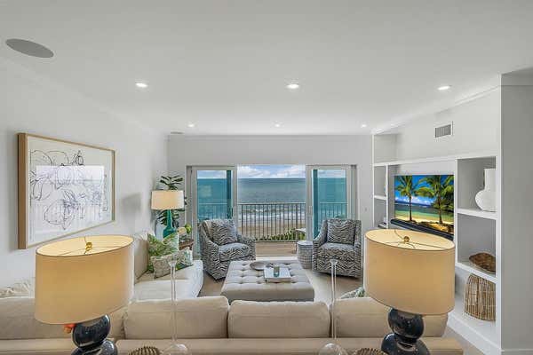 450 BEACH RD APT 323, VERO BEACH, FL 32963 - Image 1