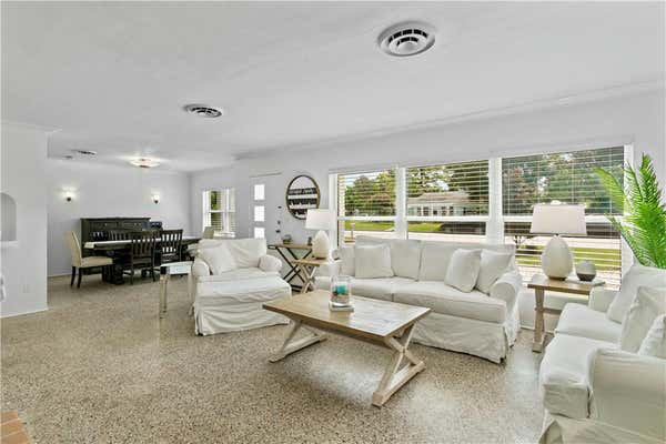 2025 BUENA VISTA BLVD, VERO BEACH, FL 32960 - Image 1