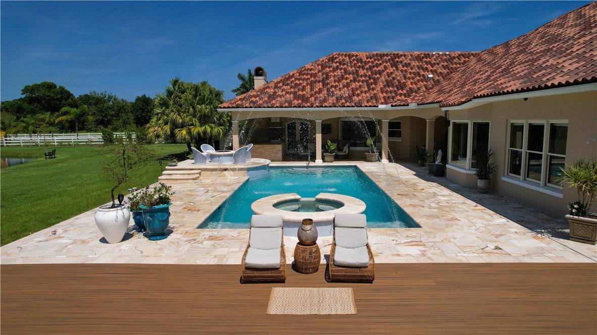 Vero Beach, Florida, 32967, United States, 4 Bedrooms Bedrooms, ,5 BathroomsBathrooms,Residential,Active,1909095