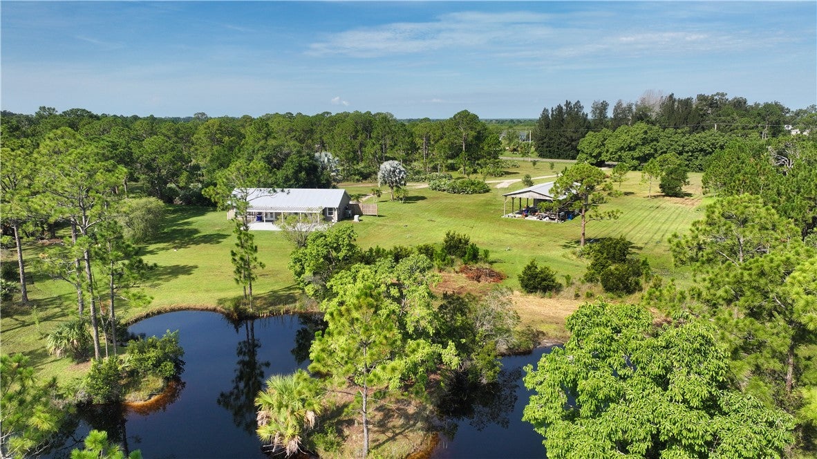 Fellsmere, Florida, 32948, United States, 3 Bedrooms Bedrooms, ,2 BathroomsBathrooms,Residential,Active,1908152