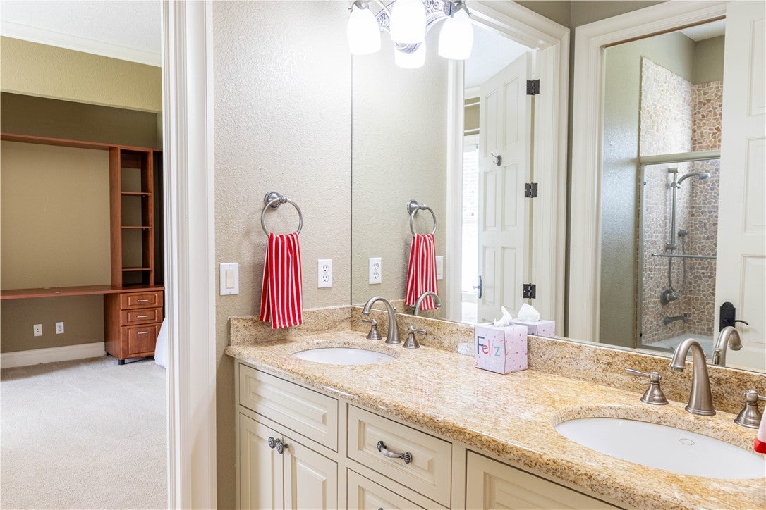 Vero Beach, Florida, 32967, United States, 4 Bedrooms Bedrooms, ,5 BathroomsBathrooms,Residential,Active,1909095