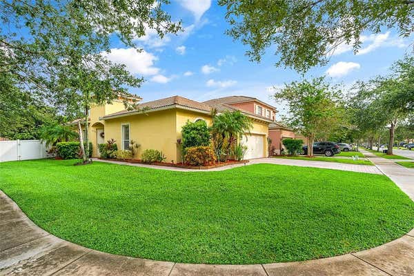 5778 SUNBERRY CIR, FORT PIERCE, FL 34951 - Image 1