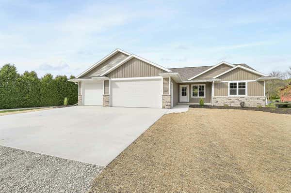 2221 OLD MARTIN RD, DE PERE, WI 54115 - Image 1