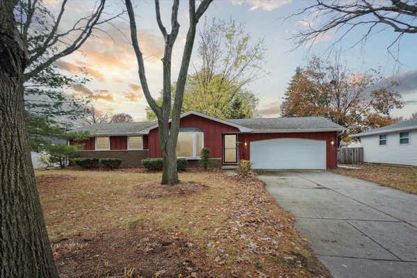 610 ROBERT LN, GREEN BAY, WI 54311 - Image 1