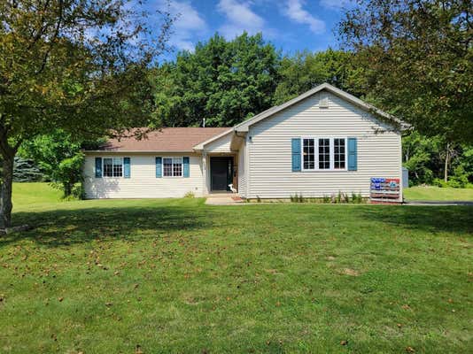 539 ISLAND VIEW CIR, HUSTISFORD, WI 53034 - Image 1