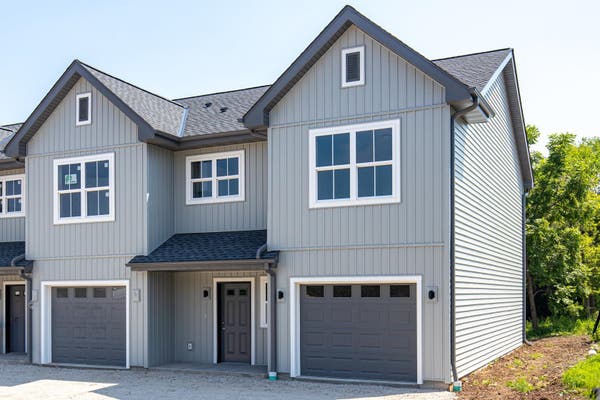 Yハウス 979 W 14th St, Upland, CA 91786 | Redfin