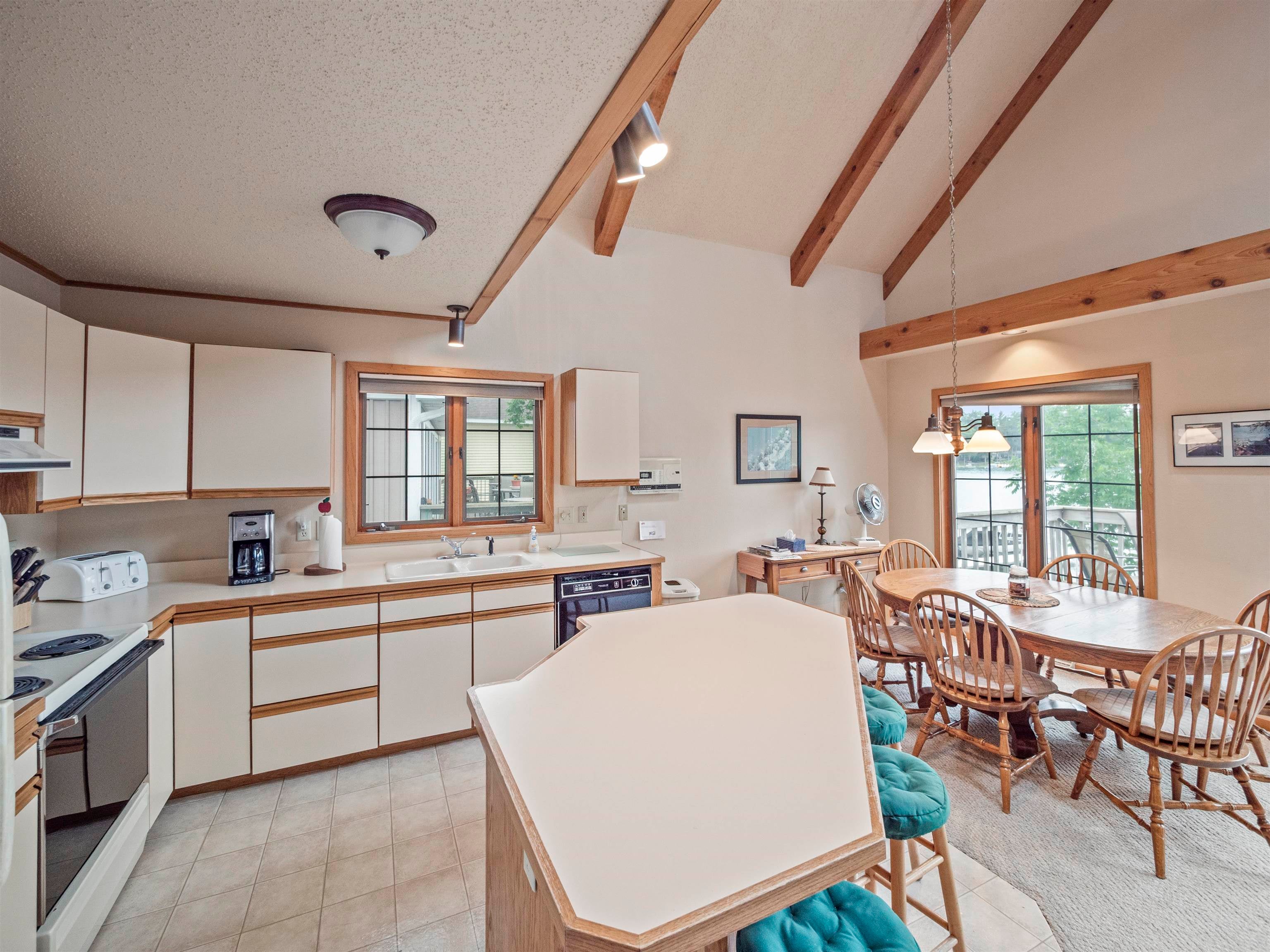 Waupaca, Wisconsin, 54981, United States, 4 Bedrooms Bedrooms, ,2 BathroomsBathrooms,Residential,Active,1894580