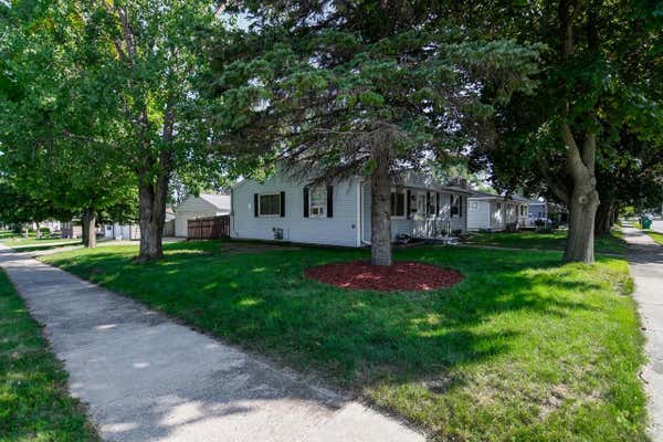 801 TOMMARK ST, GREEN BAY, WI 54304, photo 2 of 20