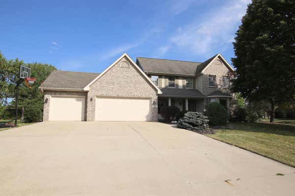 829 COUNTRY CLUB LN, FOND DU LAC, WI 54935 - Image 1